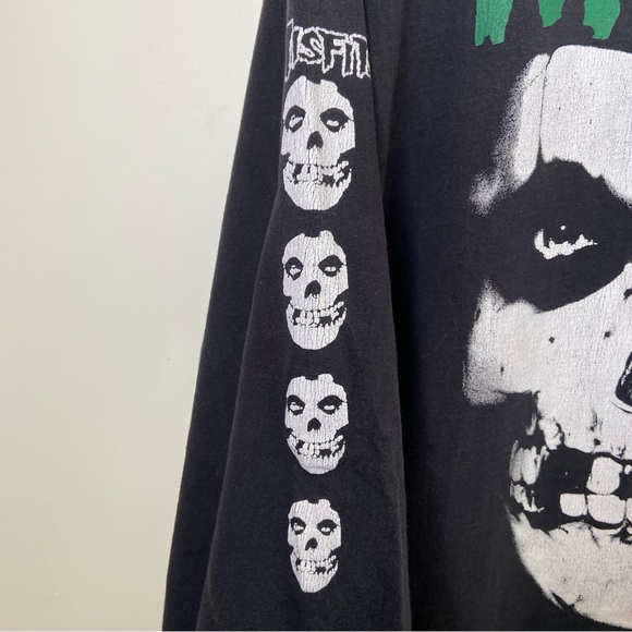 Vintage Misfits Long Sleeve Shirt - Picture 5 of 9